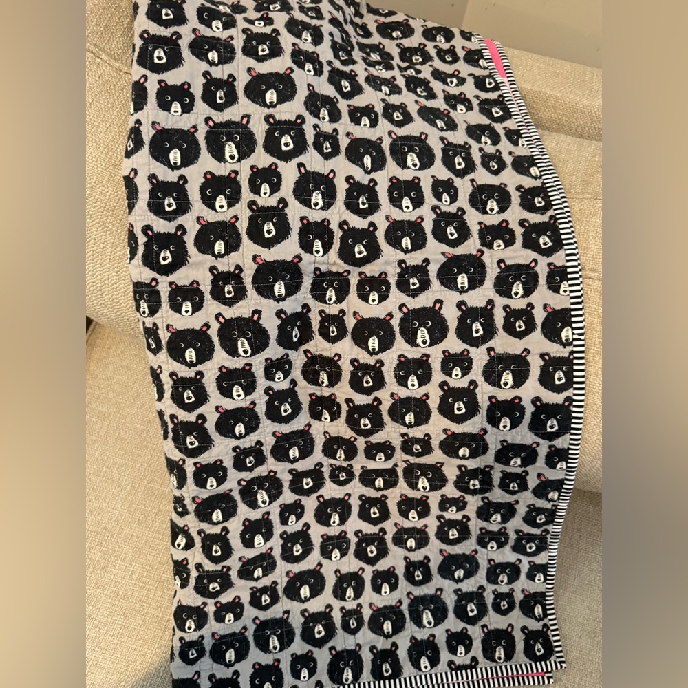 Mountain “black bear” quilt